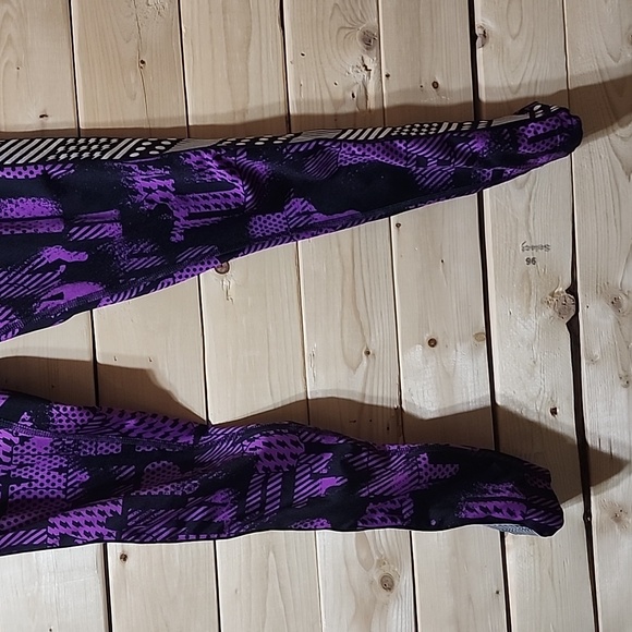 Zumba Fitness Leggings Size Spicy - Picture 2 of 7